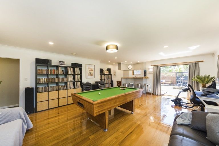 Photo of property in 294 Polson Hill Drive, Aokautere, Palmerston North, 4471