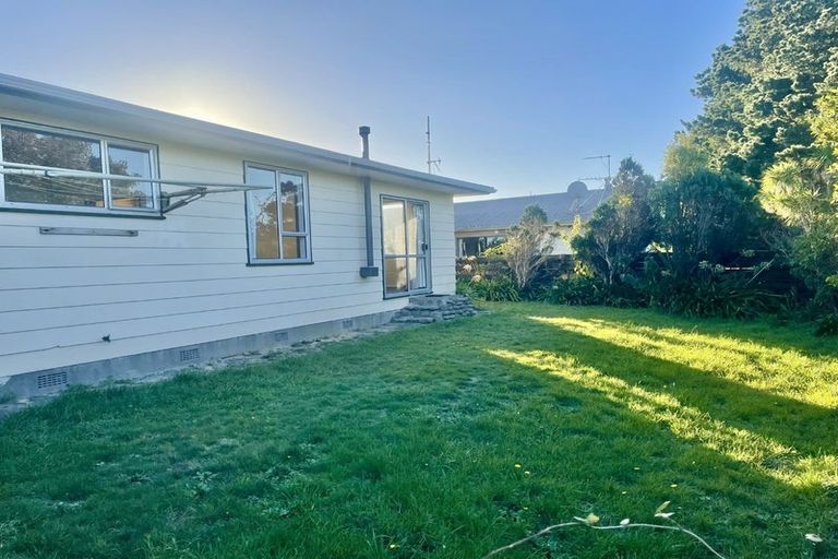 Photo of property in 11 Mossburn Grove, Kelson, Lower Hutt, 5010