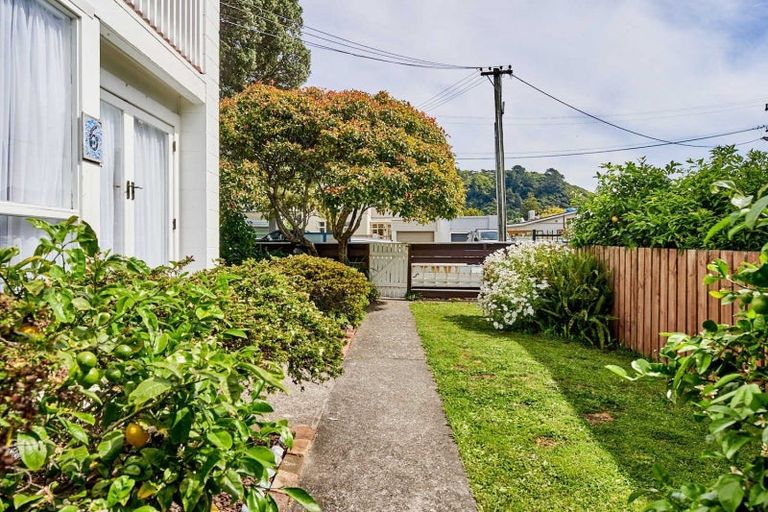 Photo of property in 5/3 Kowhai Street, Eastbourne, Lower Hutt, 5013