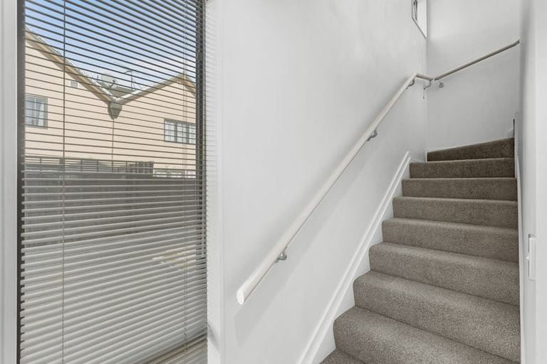 Photo of property in 2/38 Brockworth Place, Riccarton, Christchurch, 8011