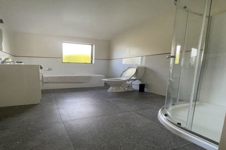 Photo of property in 26a Woodstock Road, Forrest Hill, Auckland, 0620