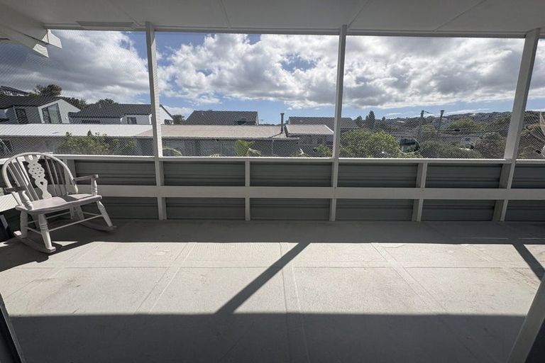 Photo of property in 16 Glenvar Road, Torbay, Auckland, 0630
