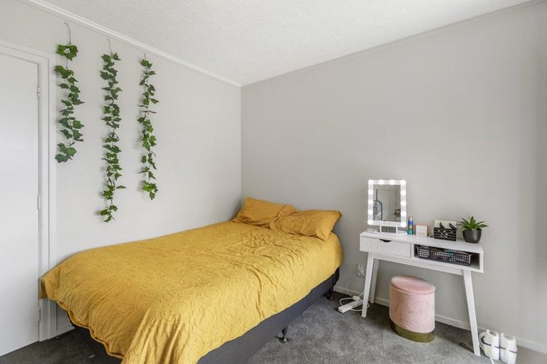 Photo of property in 42 Tiraumea Drive, Pakuranga, Auckland, 2010