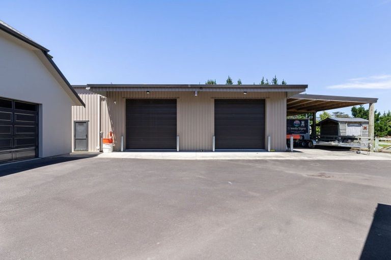 Photo of property in 456 Stoney Creek Road, Kelvin Grove, Palmerston North, 4470