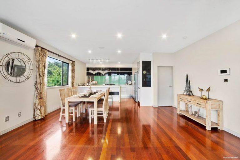 Photo of property in 29 The Avenue, Albany, Auckland, 0632