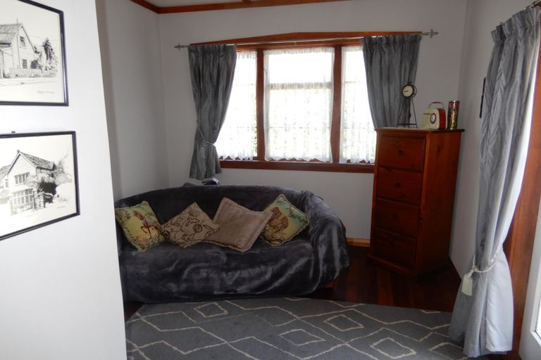 Photo of property in 2 Porritt Place, Putaruru, 3411