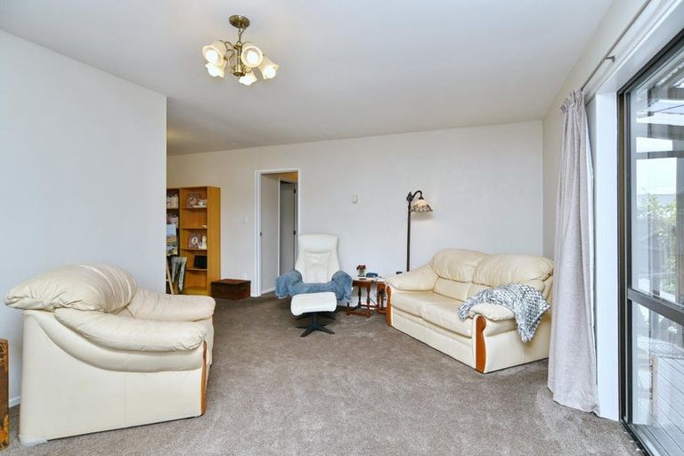 Photo of property in 1/7 Sefton Street, Belfast, Christchurch, 8051