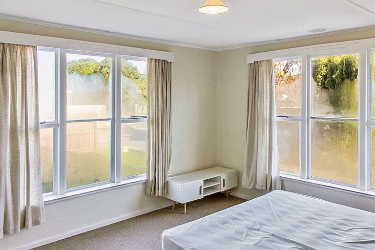 Photo of property in 3 Nyton Place, Bryndwr, Christchurch, 8053