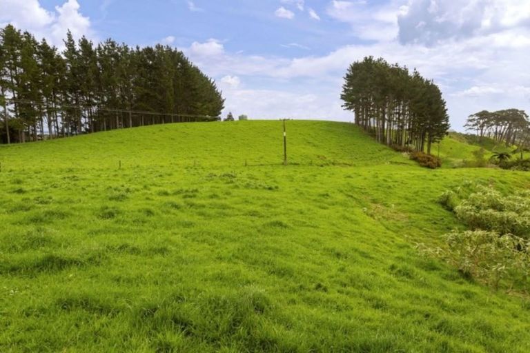 Photo of property in 201d Egmont Road, Hillsborough, New Plymouth, 4372