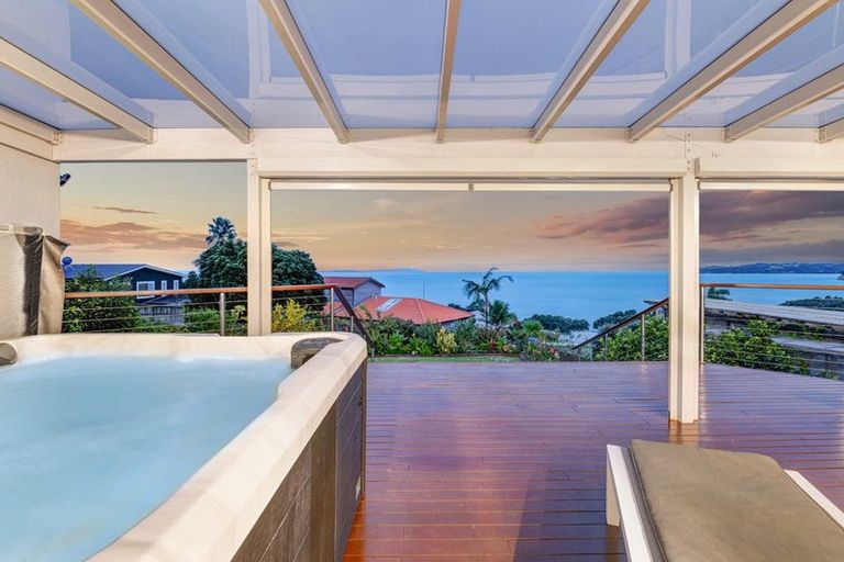 Photo of property in 192 Vipond Road, Stanmore Bay, Whangaparaoa, 0932