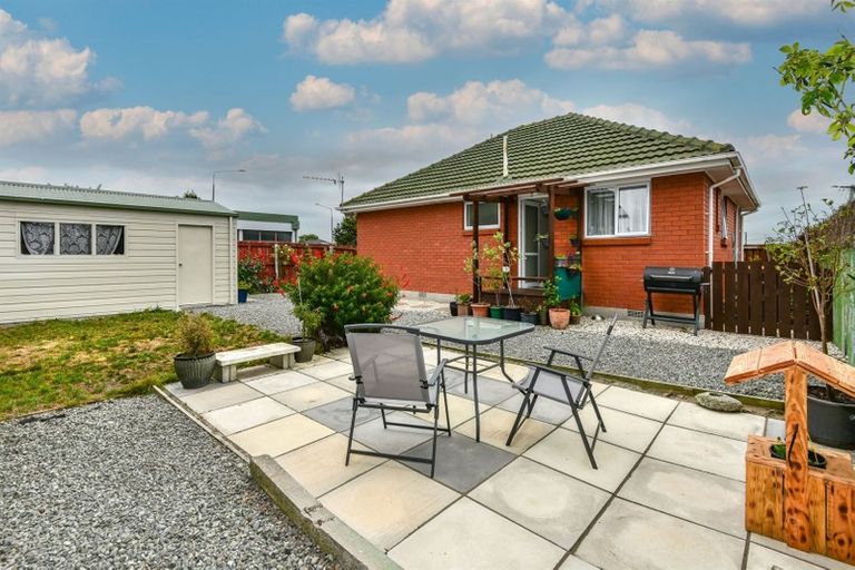Photo of property in 1/112 Pages Road, Wainoni, Christchurch, 8061