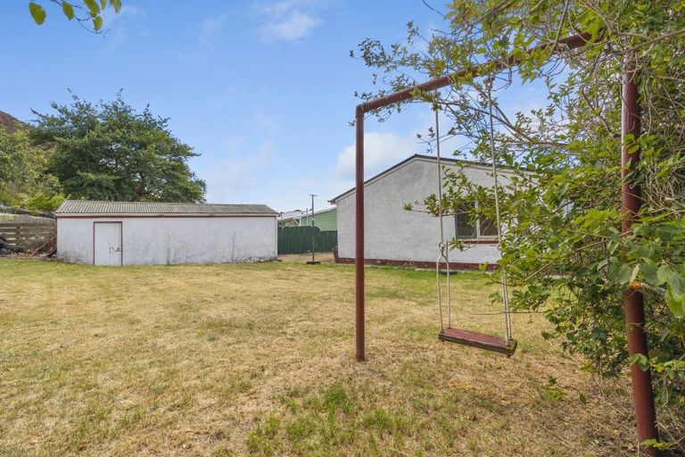 Photo of property in 15 Smith Street, Roxburgh, 9500