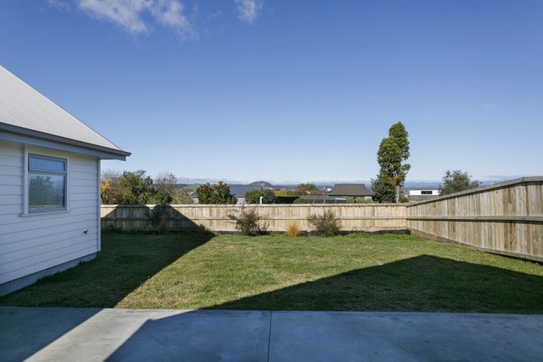 Photo of property in 76 Huka Heights Drive, Rangatira Park, Taupo, 3330