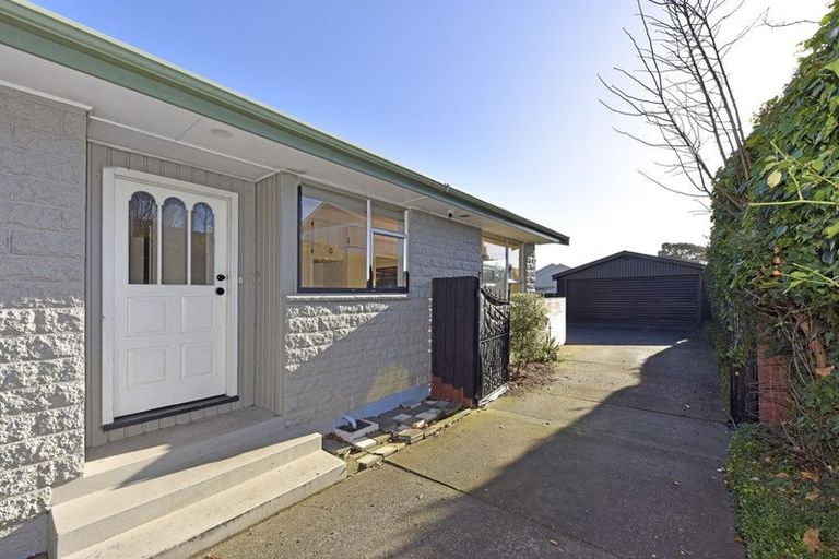 Photo of property in 5 Aspen Place, Parklands, Christchurch, 8083