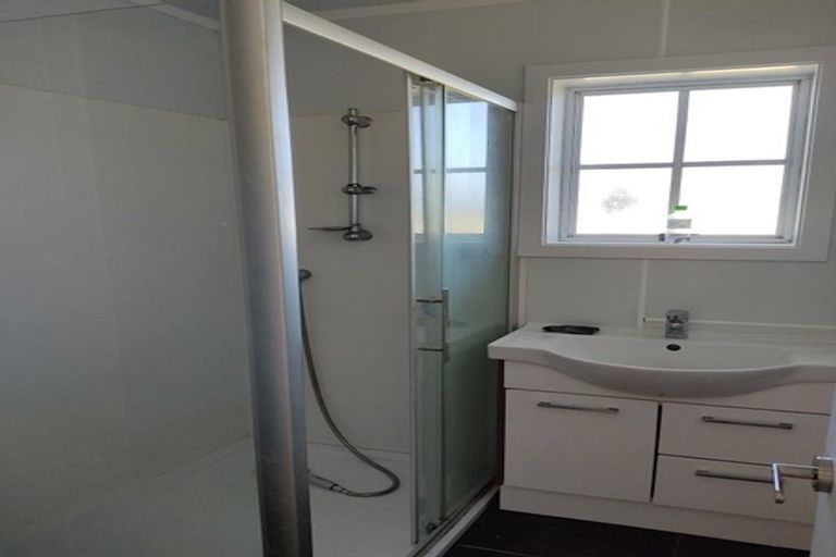 Photo of property in 31 Scotts Road, Manurewa East, Auckland, 2102