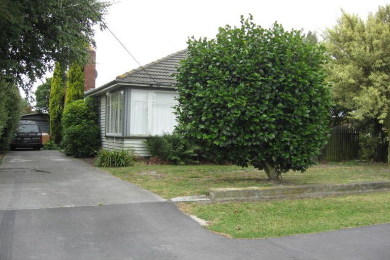 Photo of property in 111 Suva Street, Upper Riccarton, Christchurch, 8041