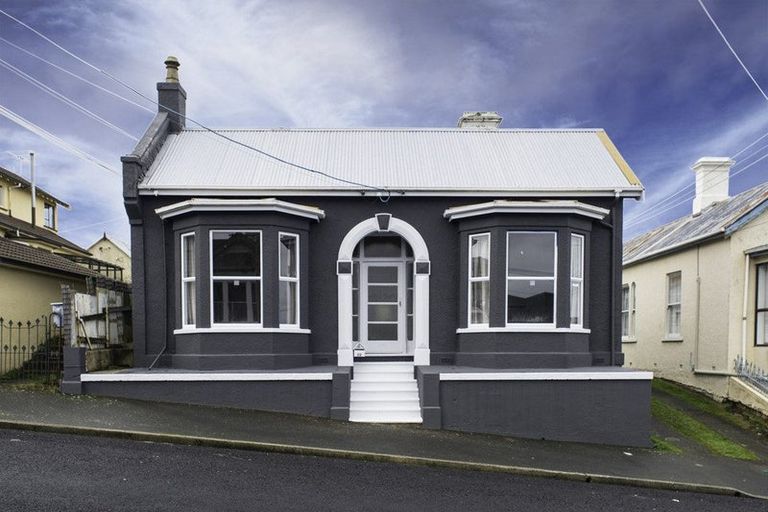 Photo of property in 22 Russell Street, Dunedin Central, Dunedin, 9016