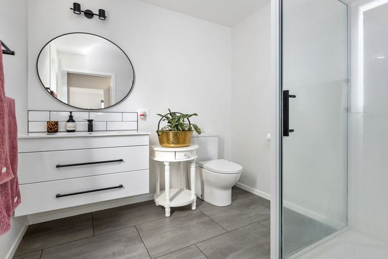 Photo of property in 34 Gimson Street, Solway, Masterton, 5810