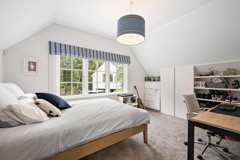 Photo of property in 14 Homewood Avenue, Karori, Wellington, 6012