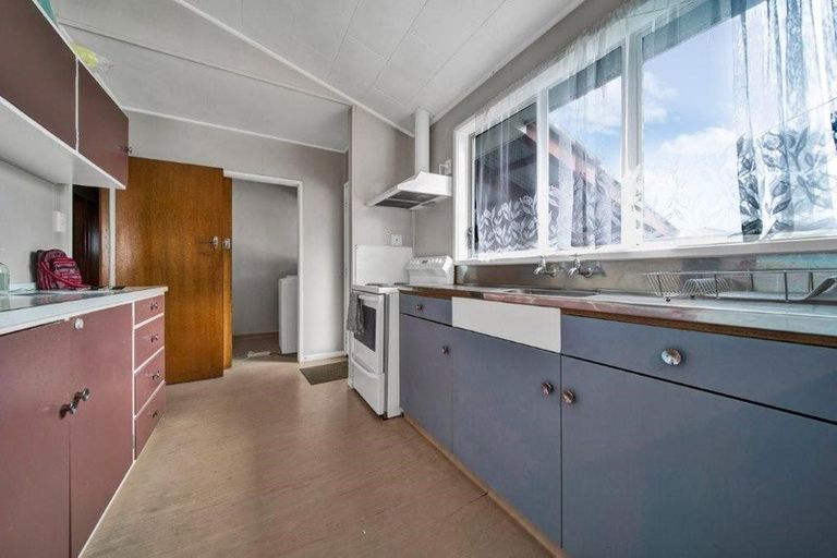 Photo of property in 39 Fairfield Road, Hawera, 4610