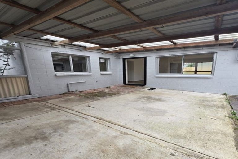 Photo of property in 158 Hutchinson Avenue, New Lynn, Auckland, 0600