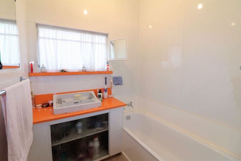 Photo of property in 218 Church Street, West End, Timaru, 7910