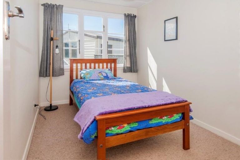 Photo of property in 1 Ocean View Place, Southbridge, Leeston, 7683