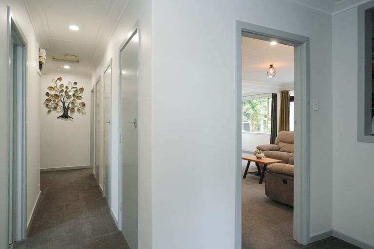 Photo of property in 23 Centennial Avenue, Helensburgh, Dunedin, 9010