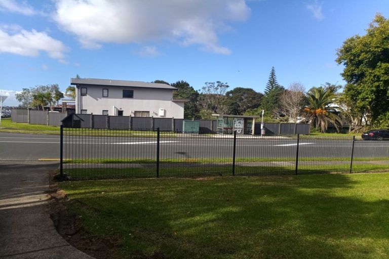 Photo of property in 13 Palomino Drive, Henderson, Auckland, 0612