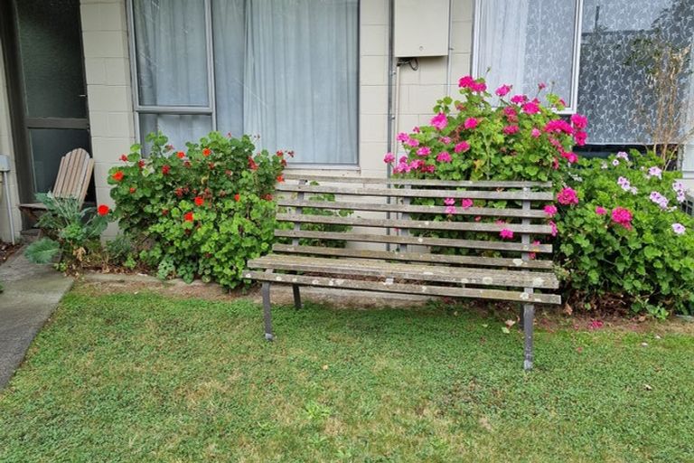 Photo of property in 2/72 Fairfield Avenue, Addington, Christchurch, 8024