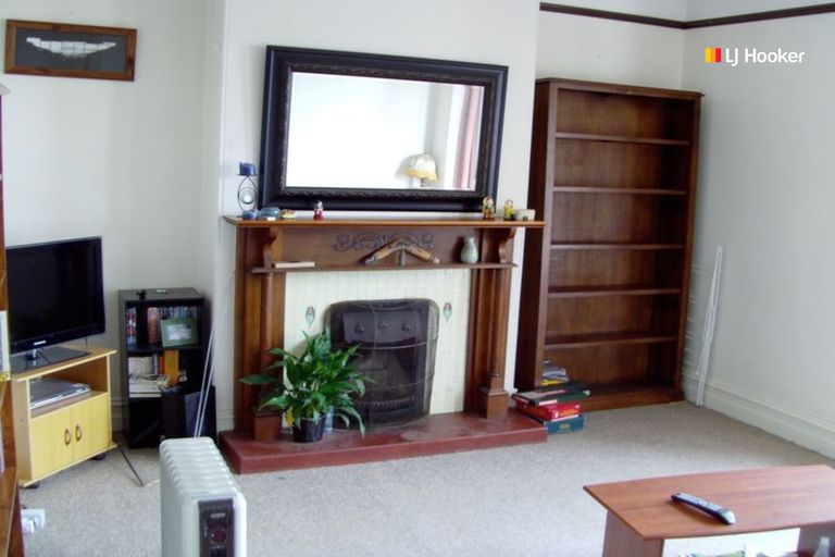 Photo of property in 72 Arthur Street, Dunedin Central, Dunedin, 9016