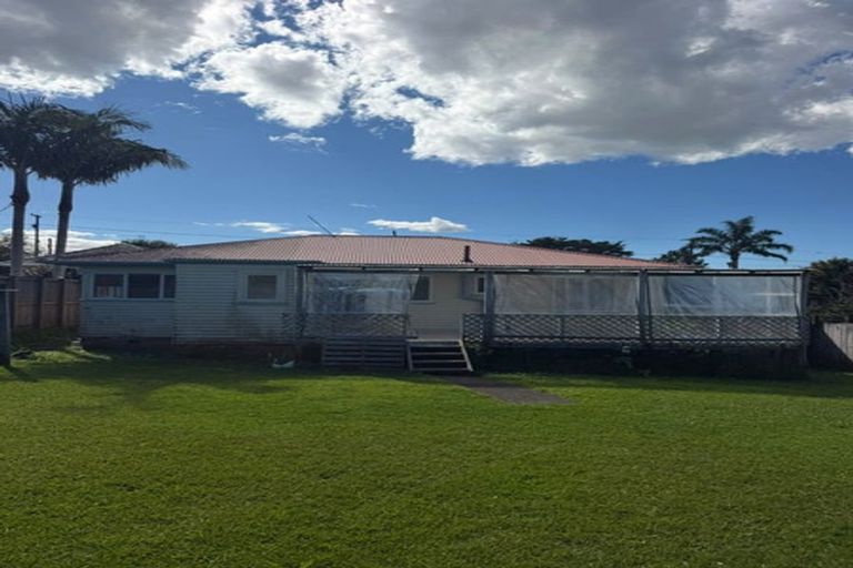 Photo of property in 3/23 Tane Street, New Lynn, Auckland, 0600