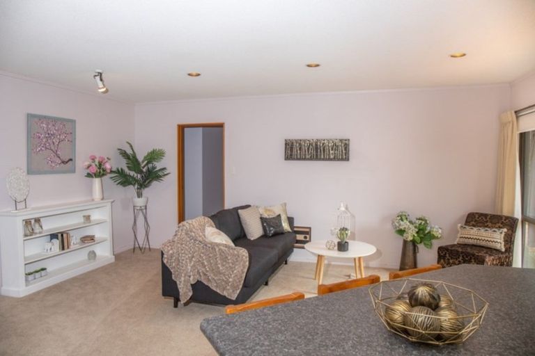 Photo of property in 9 Augusta Place, Te Kamo, Whangarei, 0112