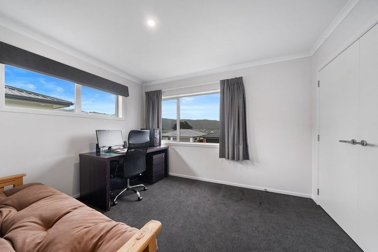 Photo of property in 7 Grovedale Square, Wainuiomata, Lower Hutt, 5014