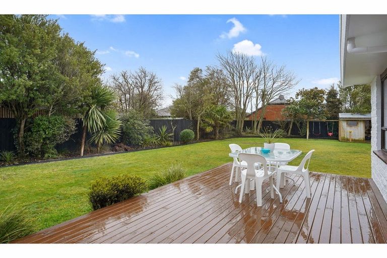 Photo of property in 17a Chadbury Street, Parklands, Christchurch, 8083