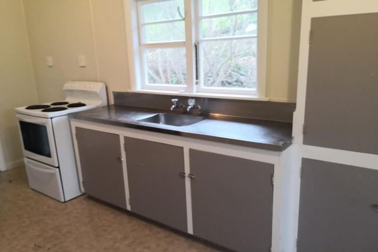 Photo of property in 223 Saint Vincent Street, Toi Toi, Nelson, 7010