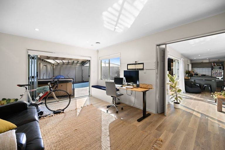 Photo of property in 56 Ashley Street, St Andrews, Hamilton, 3200