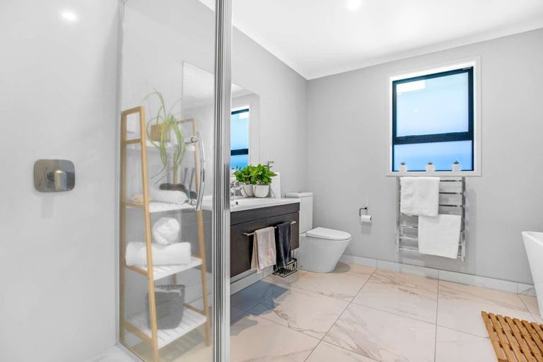 Photo of property in 8 Wawai Drive, Papamoa Beach, Papamoa, 3118
