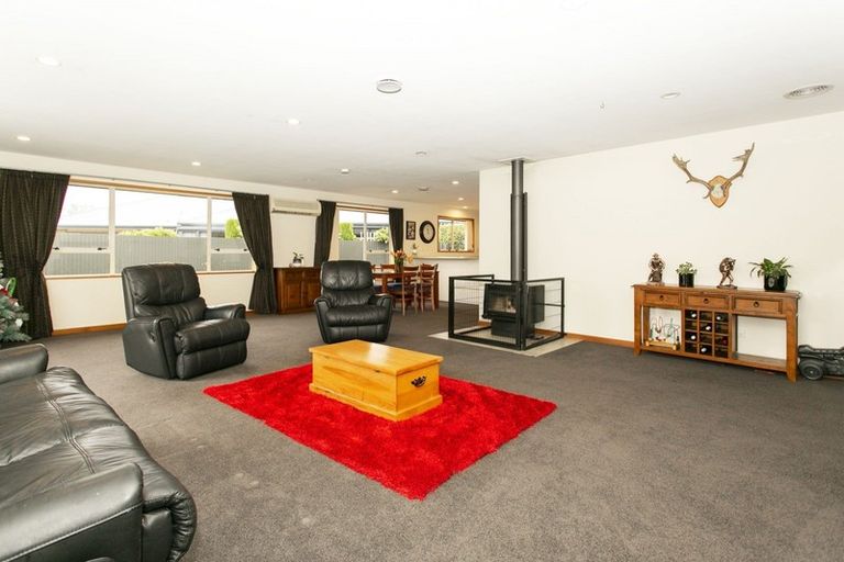 Photo of property in 8 Ferrier Place, Tinwald, Ashburton, 7700