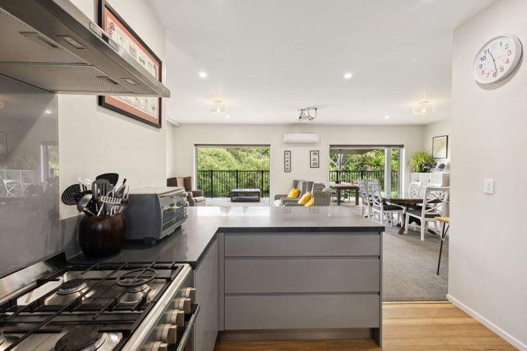 Photo of property in 6 Riverglen Drive, Haruru, 0204