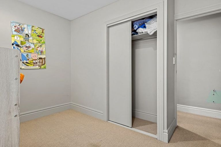 Photo of property in 100 Innes Road, St Albans, Christchurch, 8052