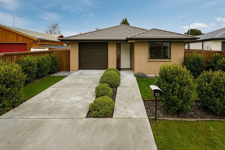 Photo of property in 28 John Raven Lane, Woodend, 7610