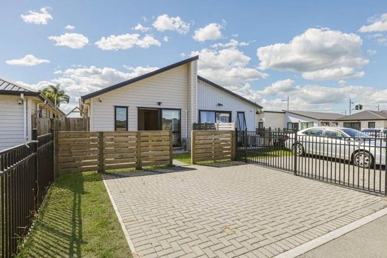 Photo of property in 4b Auranga Drive, Karaka, Papakura, 2113