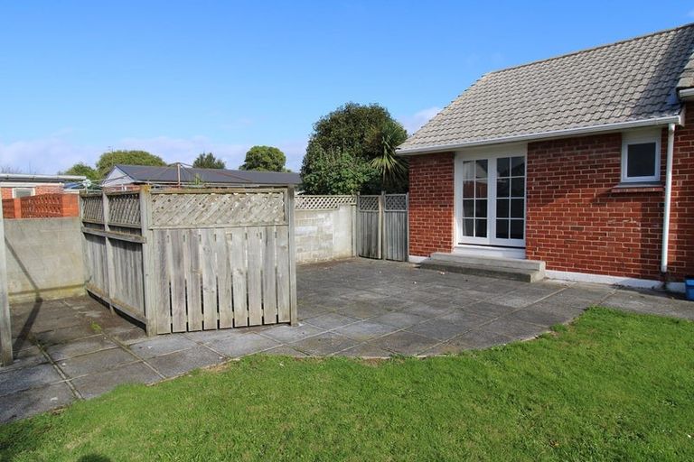 Photo of property in 51 Cutten Street, South Dunedin, Dunedin, 9012