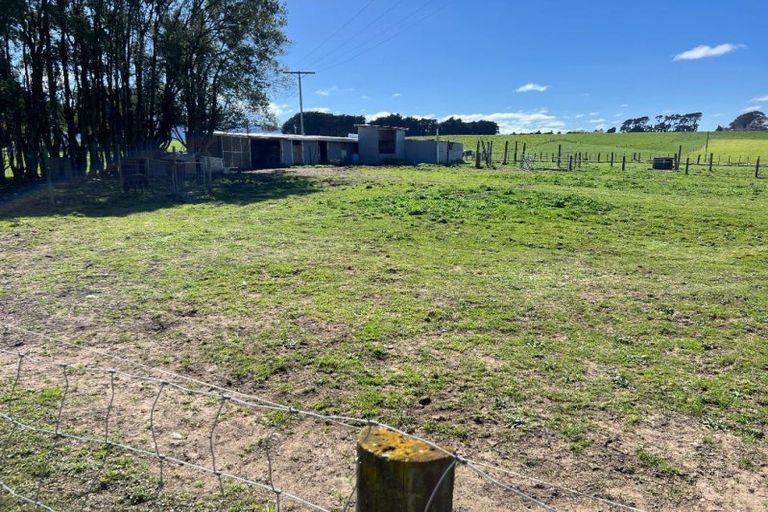 Photo of property in 141 Valley Road, Woodville, 4998