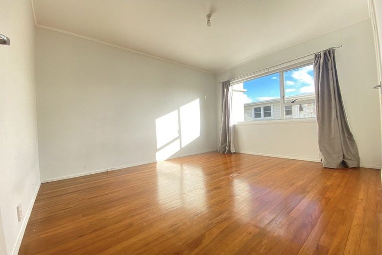 Photo of property in 3/34 Mayfield Road, Glenfield, Auckland, 0629