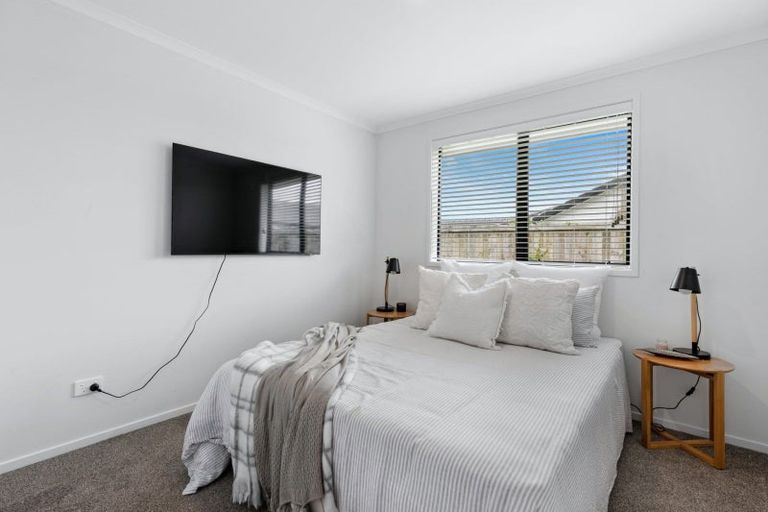 Photo of property in 12 Cowell Crescent, Pyes Pa, Tauranga, 3112