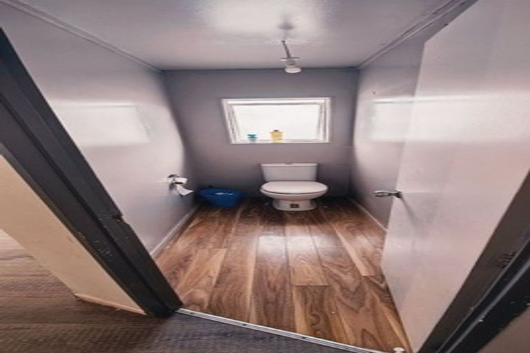 Photo of property in 48 Pukeroa Place, Papakura, 2110