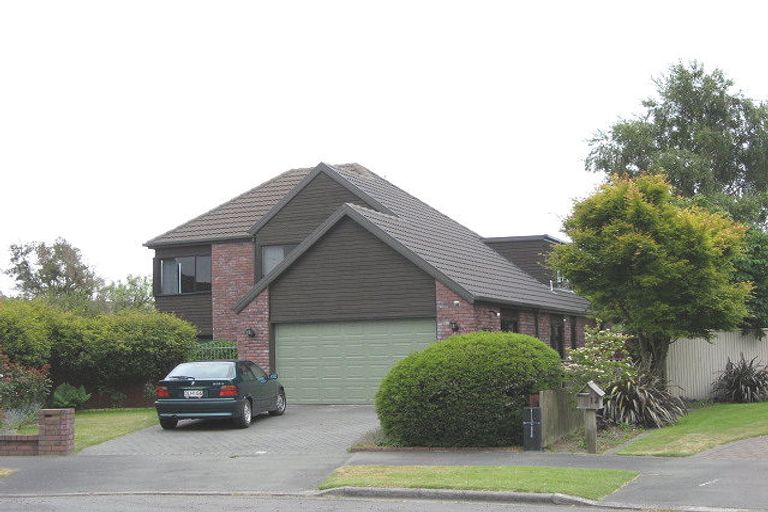 Photo of property in 14 Pinaster Place, Parklands, Christchurch, 8083