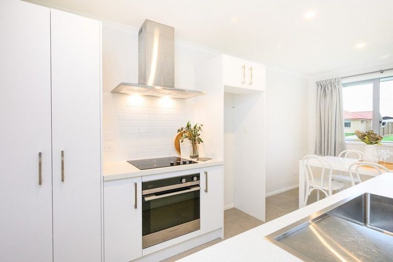 Photo of property in 2 Kereru Court, Marton, 4710